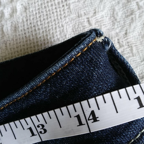 AE low-rise slim boot-cut jeans Size 4 - Picture 6 of 11